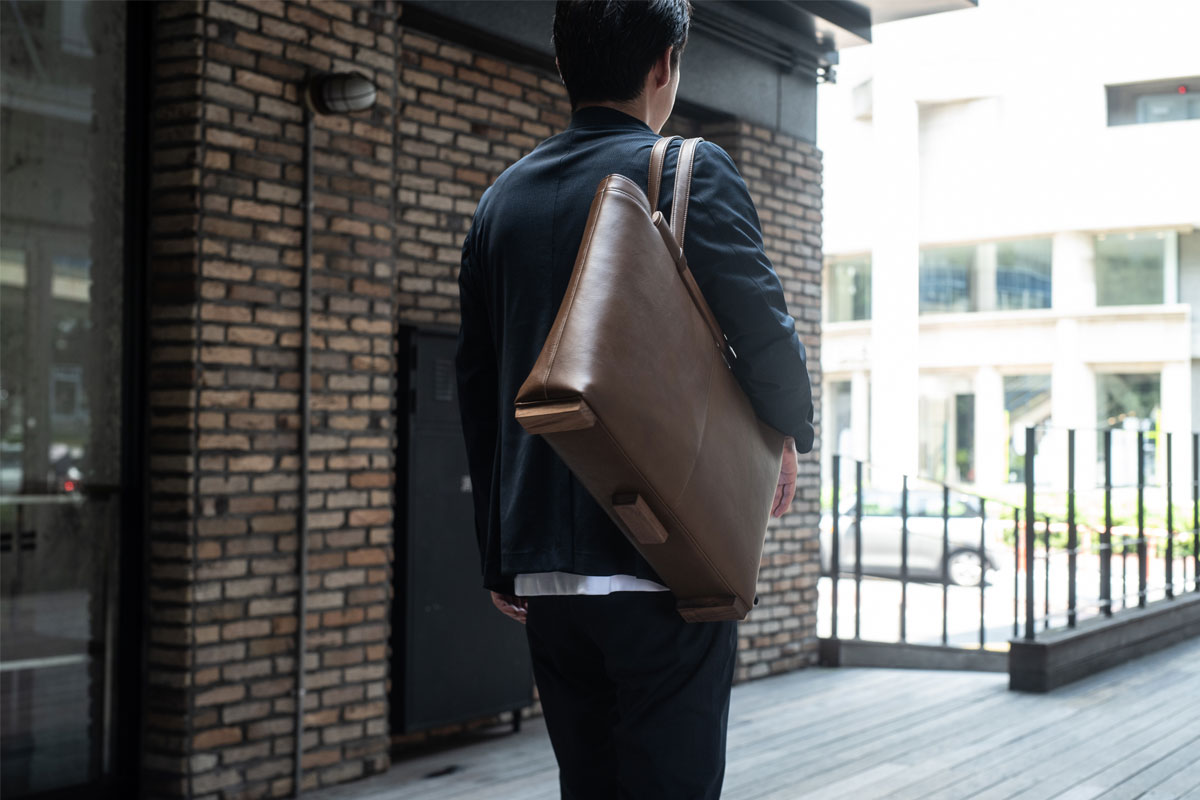 HANK TOTEBAG/KOKOROISHIのバッグ