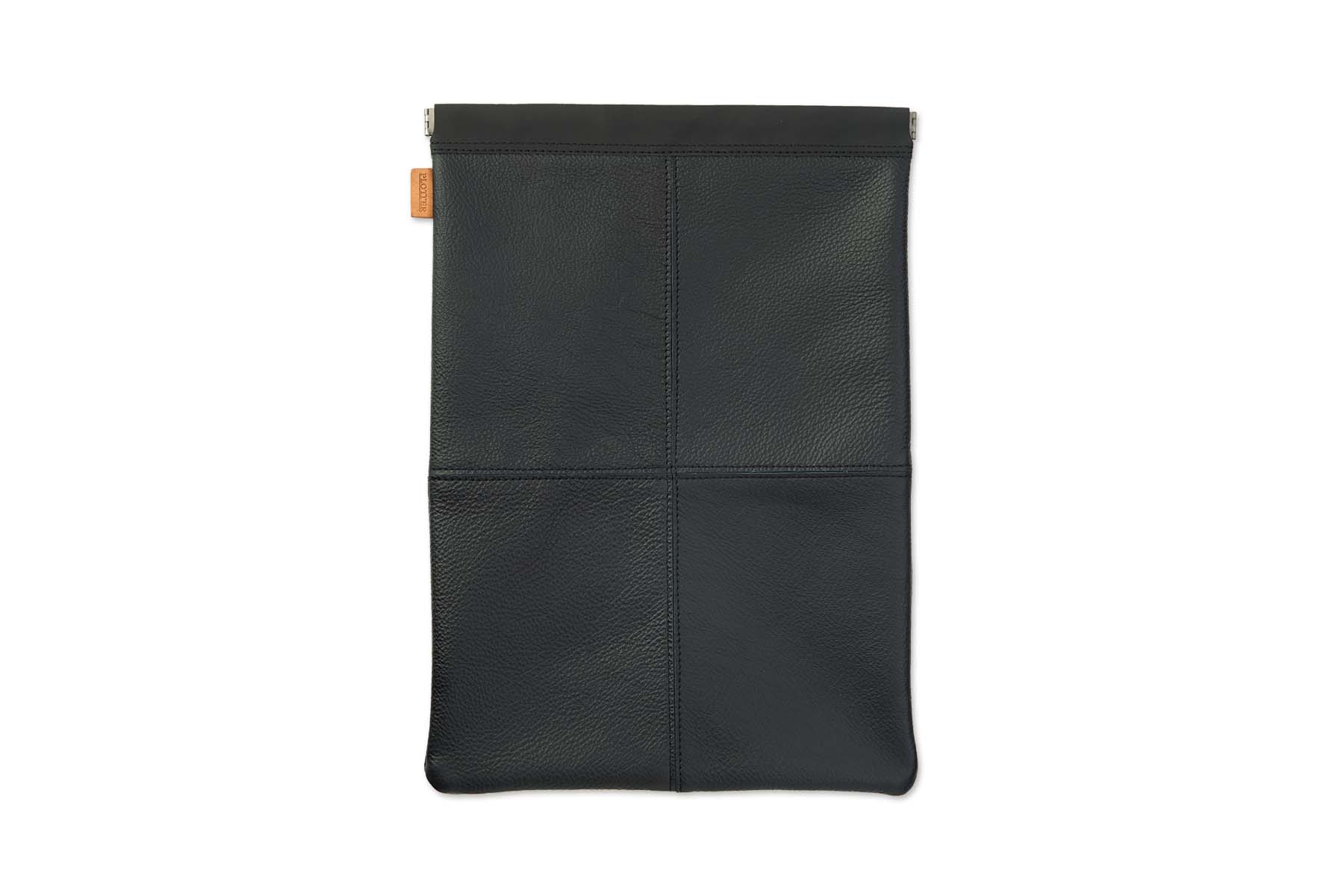 SLIM LEATHER SLEEVE販売開始のお知らせ